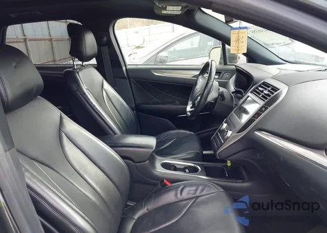 2019 Lincoln Mkc Reserve z USA, uszkodzony, nr VIN 5LMCJ3D9XKUL22461